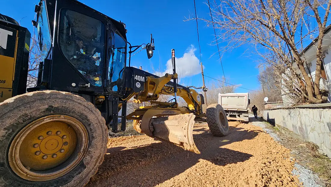 Battalgazi’de 5 Kilometrelik Yol Yenileme Çalışması