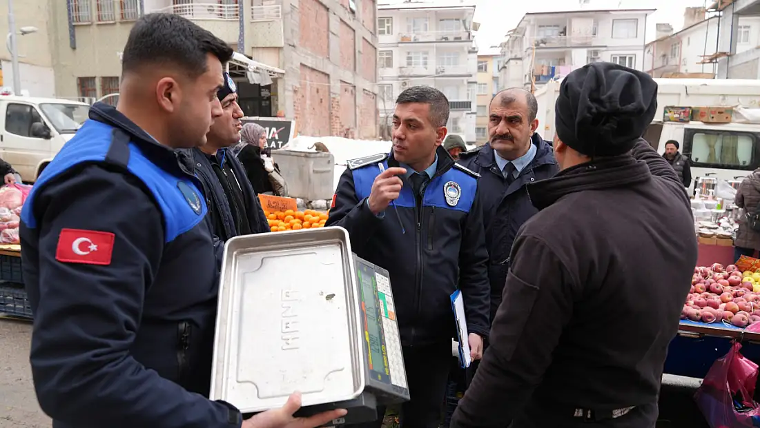 Battalgazi’de Semt Pazarlarında Ölçü ve Tartı Denetimi