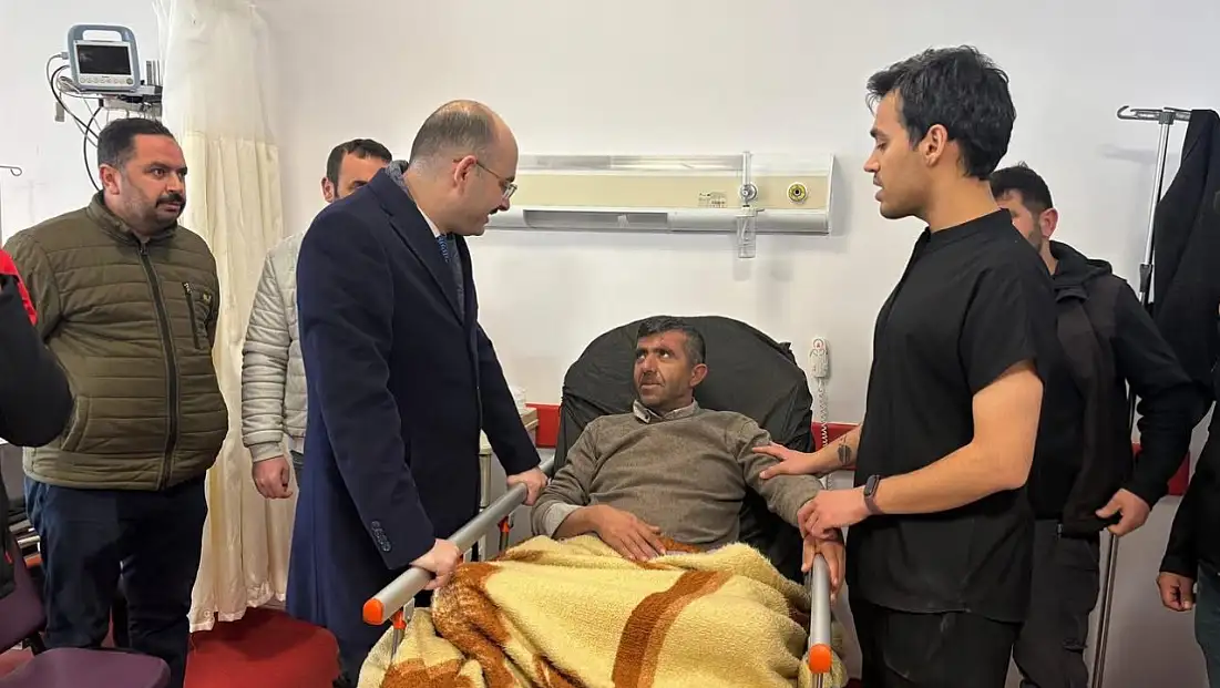 Doğanşehir’de Sis ve Buzlanma Kazaya Neden Oldu: Muhtar Yaralandı