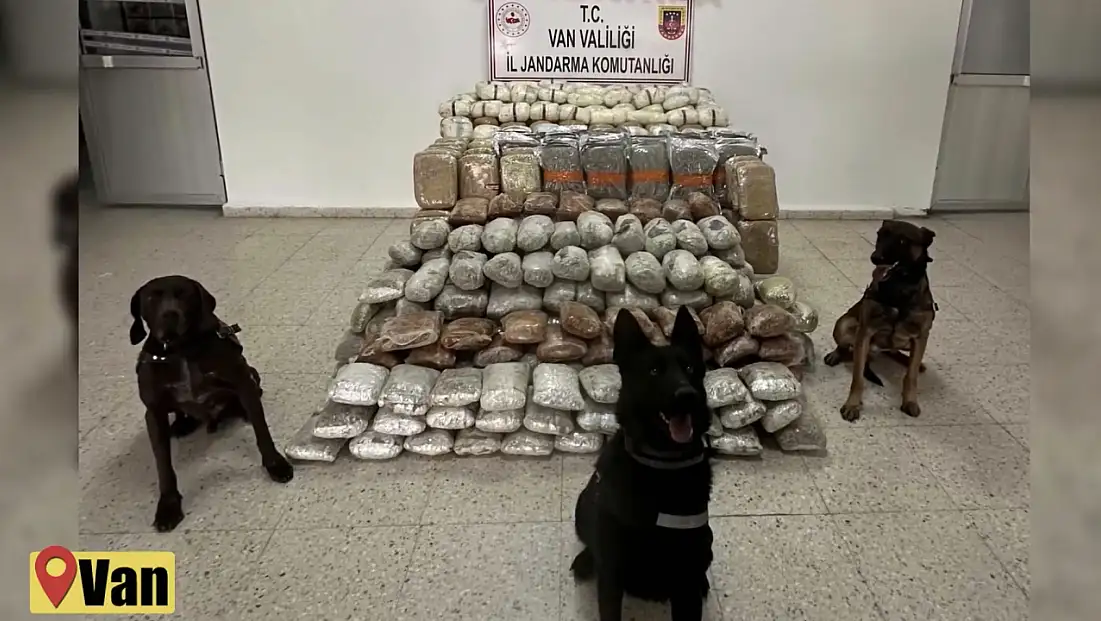 Jandarmadan Çifte Darbe: TIR ve Kümes İçinde 324 Kilo Uyuşturucu
