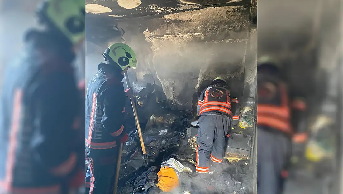 Malatya'da çıkan yangında ev küle döndü