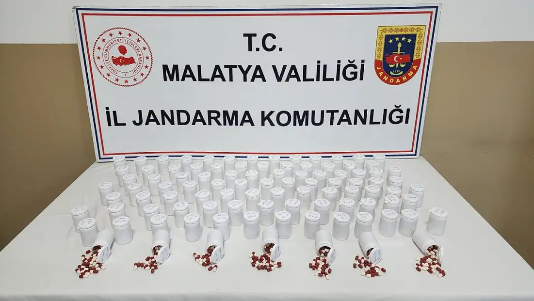 Malatya’da Jandarmadan Narkotik Operasyonu: 5 Bin 561 Sentetik Hap Ele Geçirildi