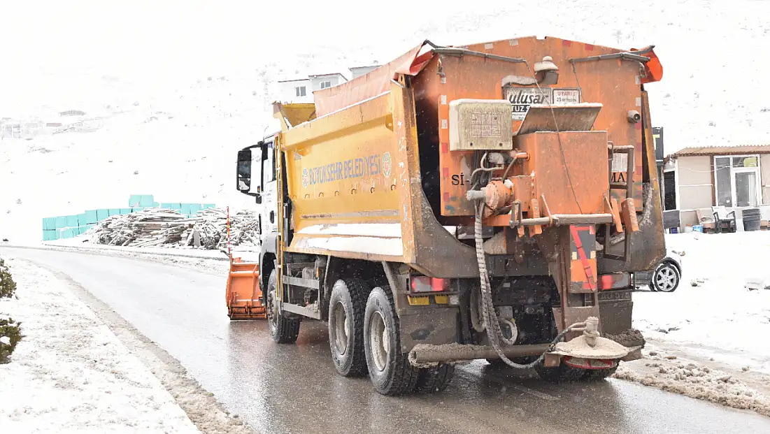 Malatya’da Kar Alarmı: Büyükşehir Belediyesi Tüm Kurumlarla Sahada