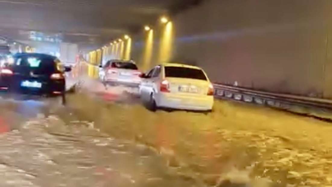 Malatya’da Sağanak Yağış Hayatı Felç Etti