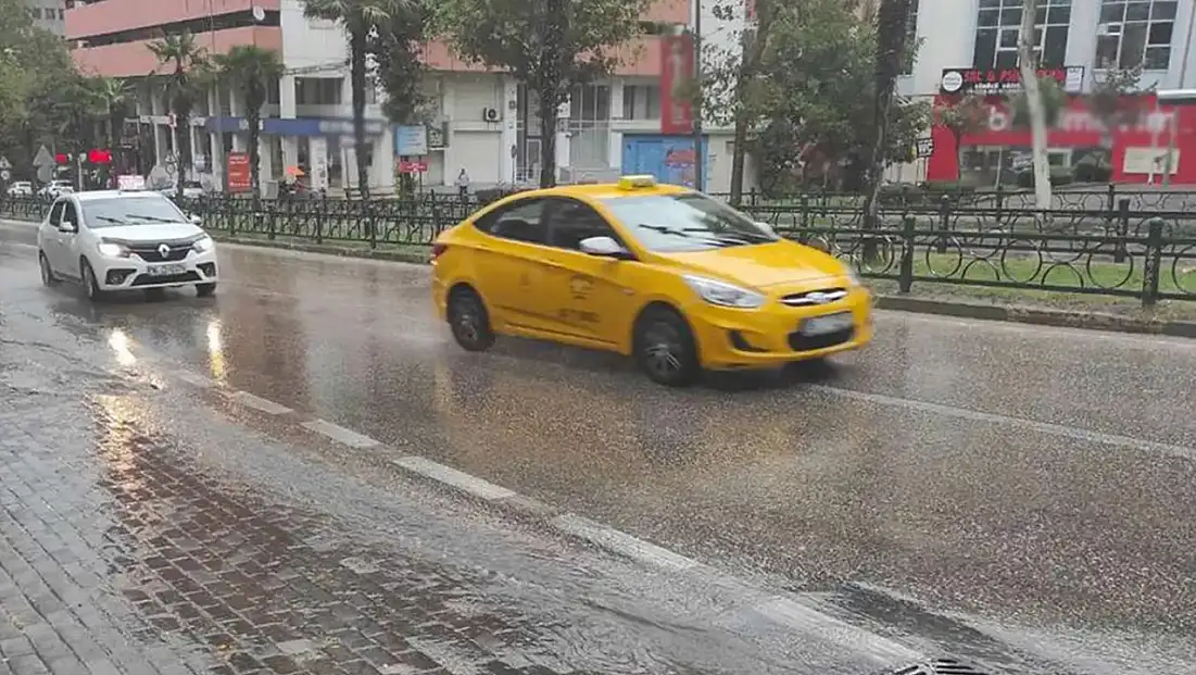 Meteorolojiden kuvvetli yağış uyarısı