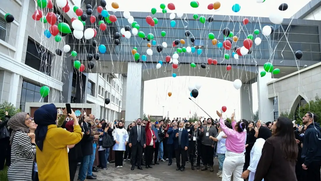 MTÜ’de öğrencilerden anlamlı kermes ve farkındalık etkinliği