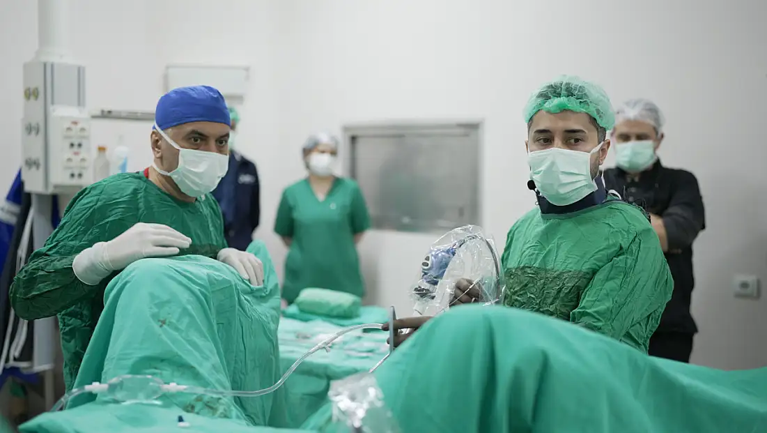 Türkiye’ye Canlı Cerrahi Eğitimi