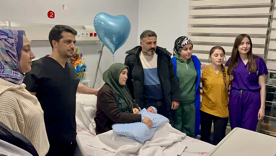 Yeni Yılın İlk Saatlerinde Malatya’da Erkek Bebek Sevinci