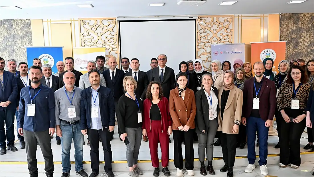 Yeşilyurt’ta Türkiye’de Bir İlk: 'Aile Mentörlüğü' Eğitimi Başladı