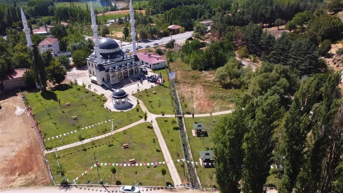 12 Bin Metrekare Alana İnşa Edilen  'Sürgü Pınarbaşı Parkı' Hizmete Sunuldu