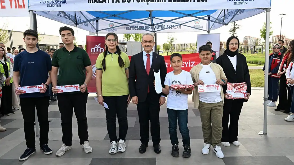 15 Mayıs Aile Günü Kortej Yürüyüşü ve Festival Düzenlendi