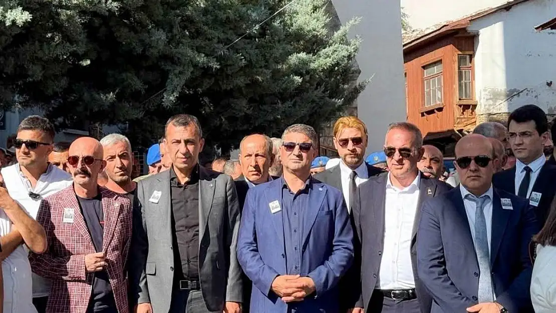 26 yaşında son yolculuğuna uğurlandı