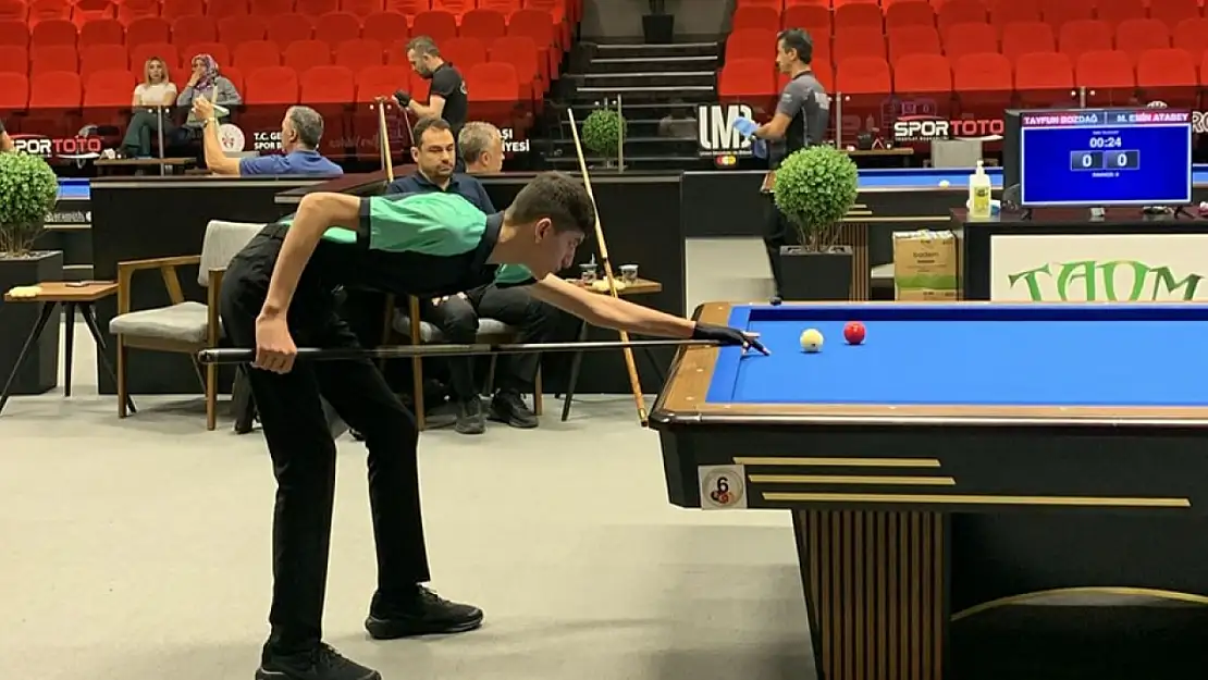 3 Bant Türkiye Bilardo Şampiyonası C kategorisinde Türkiye Şampiyonu oldu