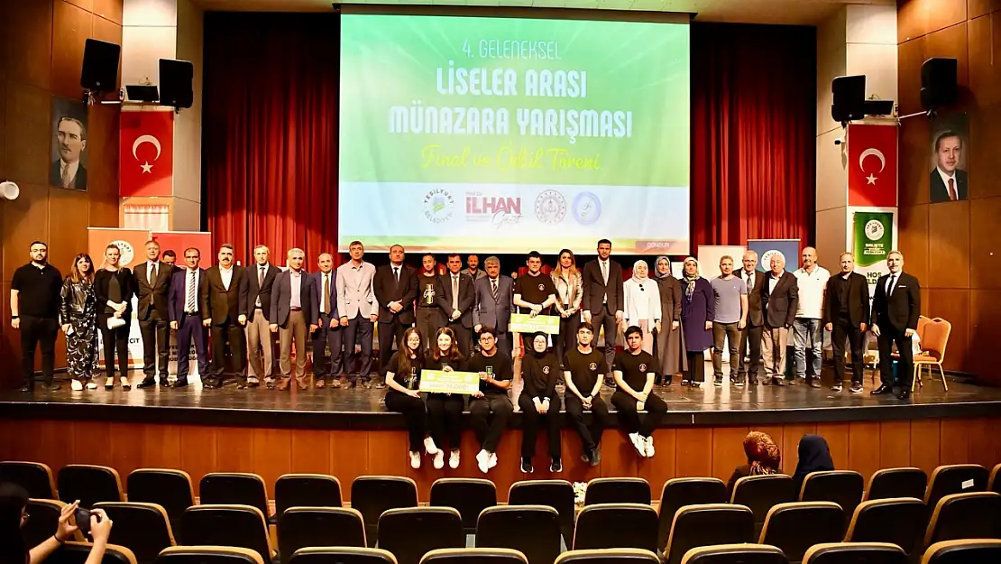 '4.Geleneksel Liseler Arası Münazara Yarışması' tamamlandı.