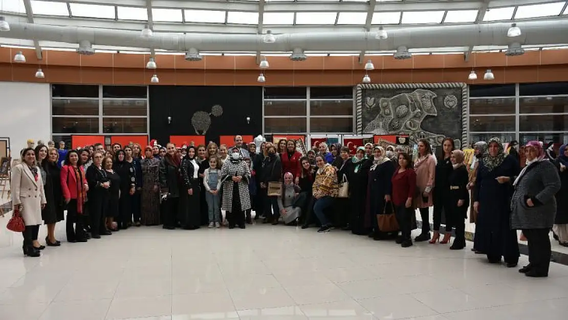 8 Mart Dünya Kadınlar Günü'nde Kadınlar Sanata Doydu