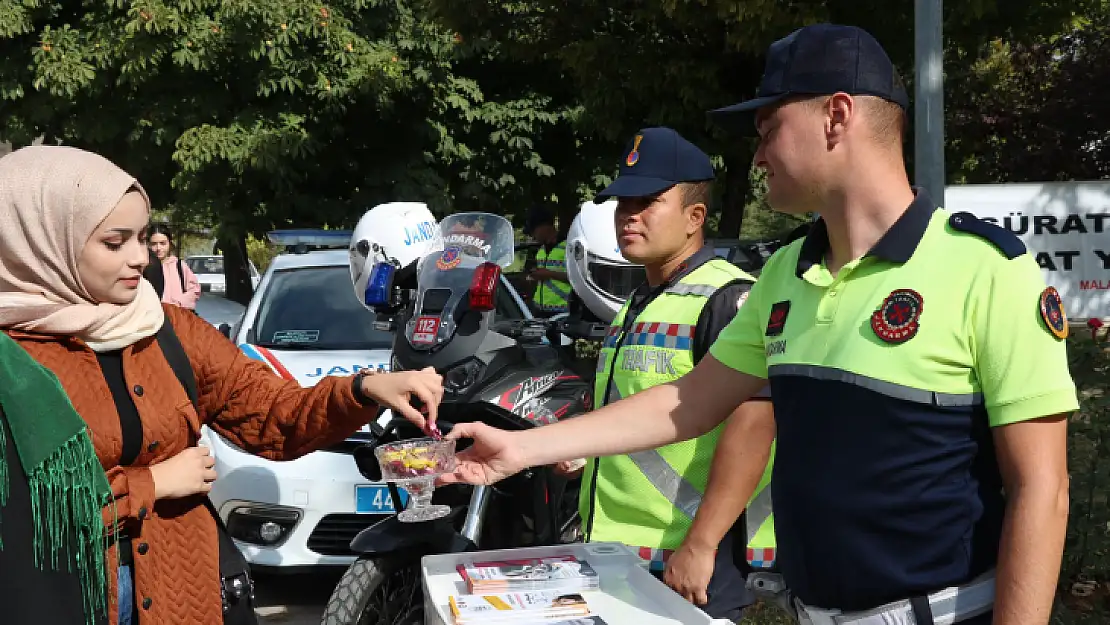 Aday Sürücülere Son Ders Trafik Jandarma'sından