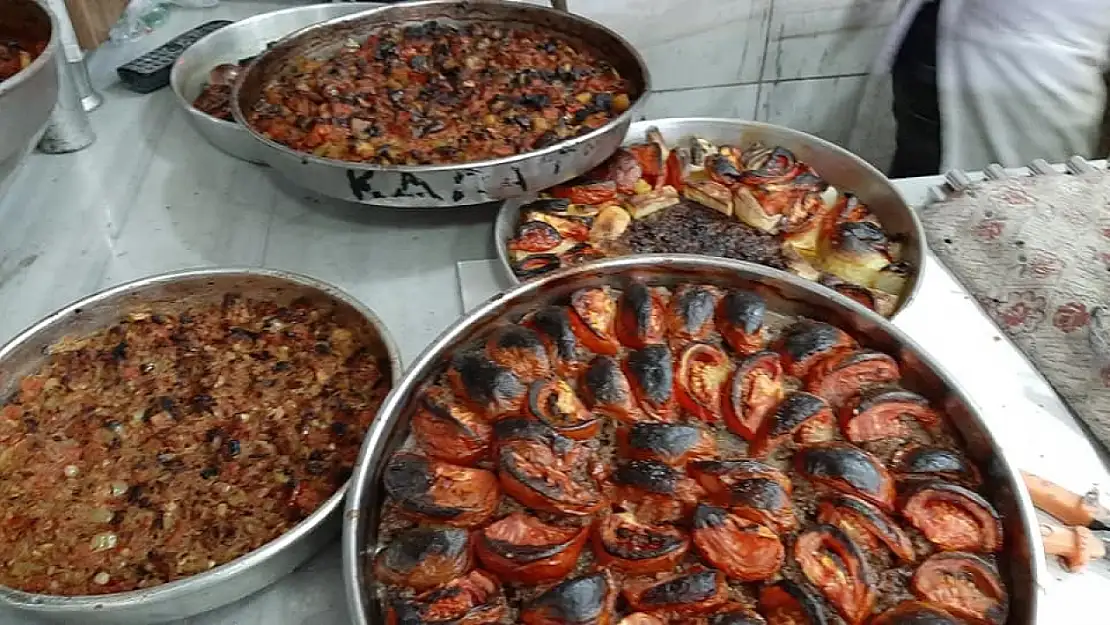 Adıyamanlı fırıncıların ateşle sınavı: 150 derecelik sıcaklıkta zorlu mesai