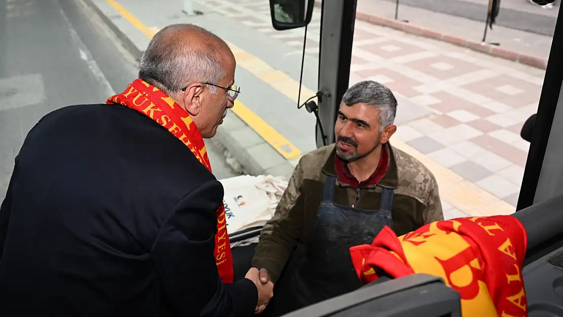 AK Parti Malatya Büyükşehir Belediye Başkan Adayı Sami Er, Seçim Gezilerini Sürdürüyor