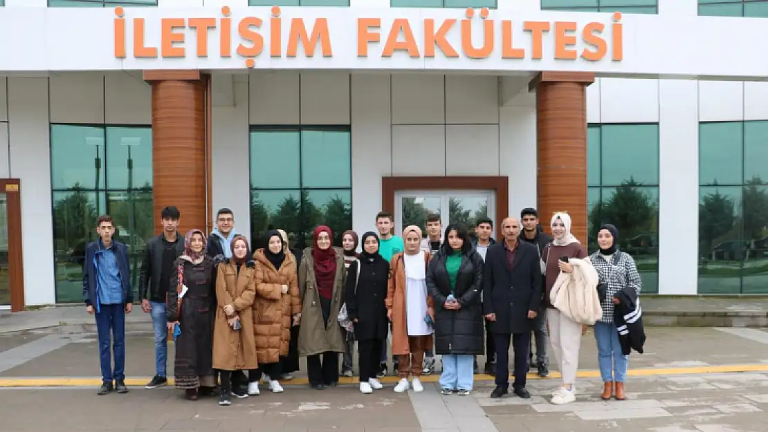 Akçadağ İmam Hatip Lisesi Öğrencilerinden İletişim Fakültesine Ziyaret