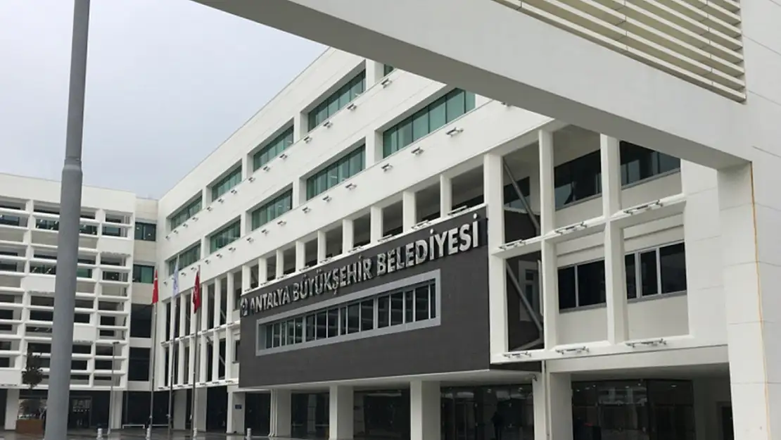 Antalya Büyükşehir Belediyesi'ne yeni rüşvet operasyonu: 3 gözaltı