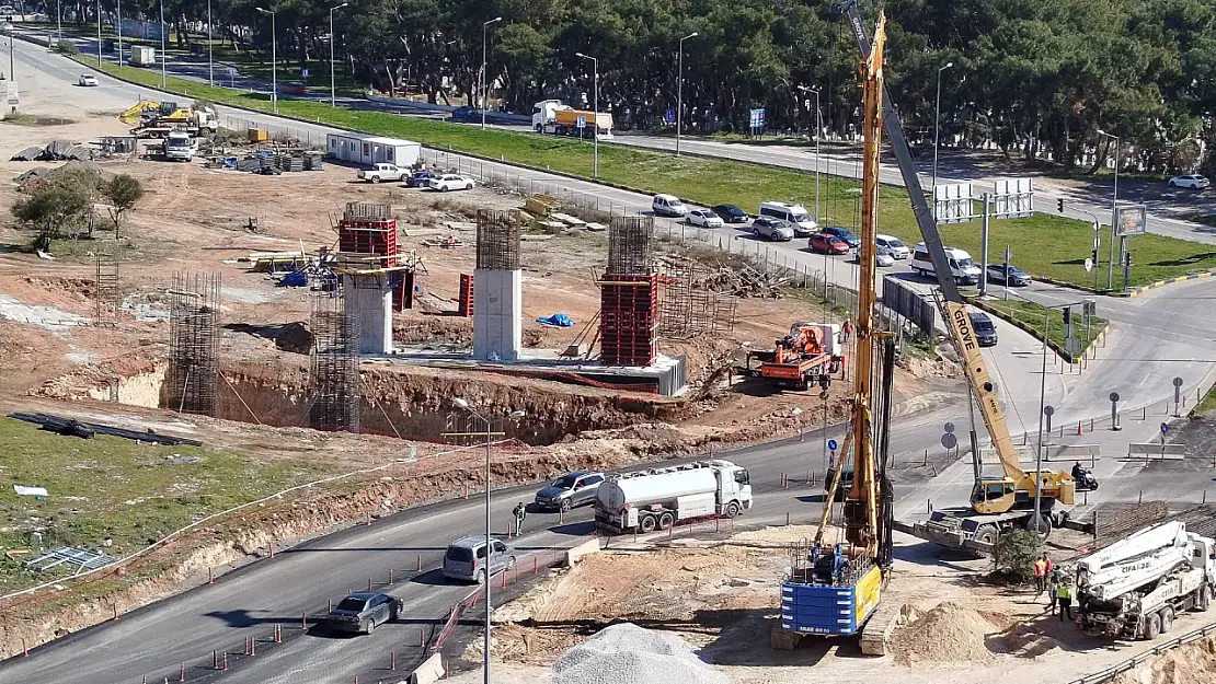 Antalya Trafiğine 10 Köprülü Çözüm