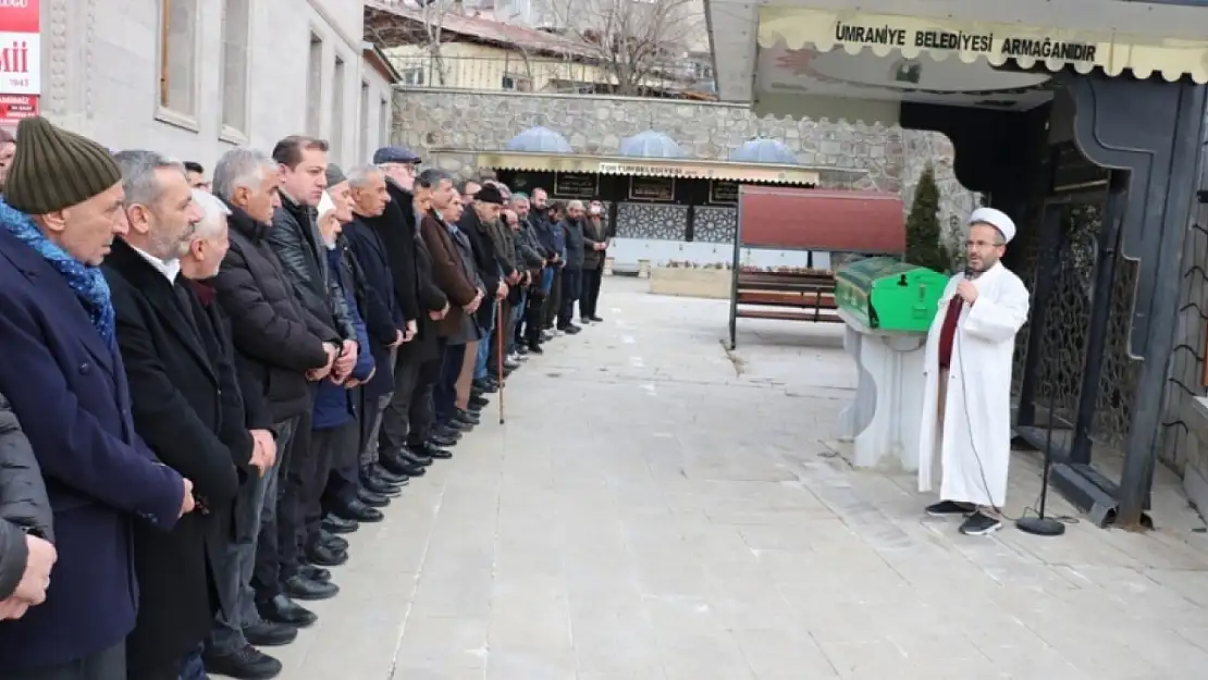 Aşık Ruhani son yolculuğuna uğurlandı