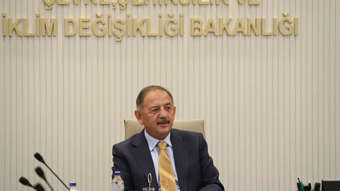 Bakan Özhaseki: Deprem bölgesindeki 4 şehrin meydanını yeniden yapıyoruz