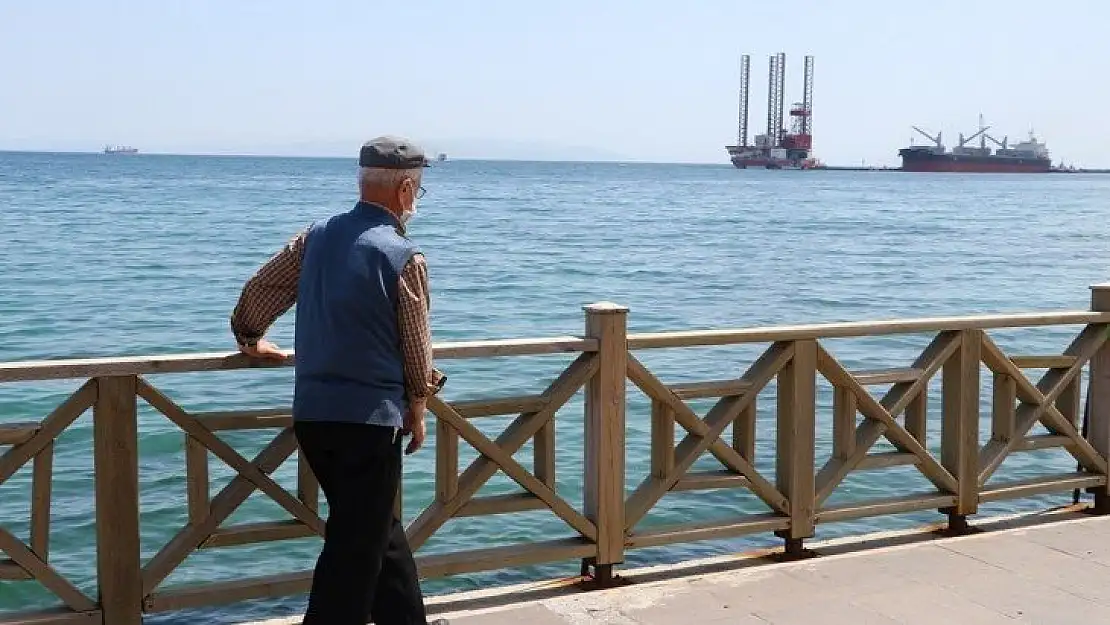 Bakan Selçuk: 'Evde Bakım Aylığı ile Yaşlı ve Engelli Aylıkları Ödemeleri Bayramdan Önce Yapılacak'