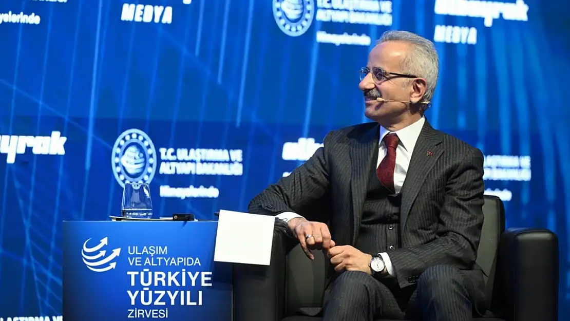 Bakan Uraloğlu: 5G'de 2026'da ülke genelinde sinyal almayı hedefliyoruz