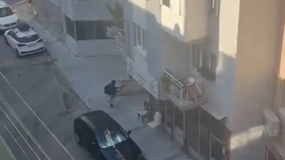 Balçova'da Polis Merkezine Silahlı Saldırı: 2 Şehit, 1 Yaralı