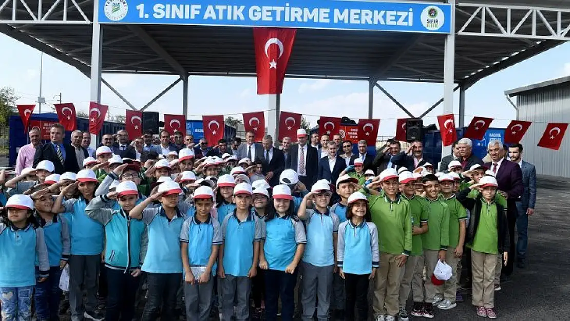 Başarılı Öğrencilerden Kahraman Mehmetçiklere Manevi Destek