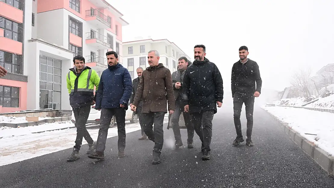 Başkan Çınar, İkizce Toki Konutları İle Bölgedeki Yol Çalışmalarını İnceledi