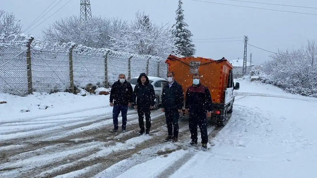 Başkan Çınar, Kar Temizleme Çalışmalarını Yerinde İnceledi