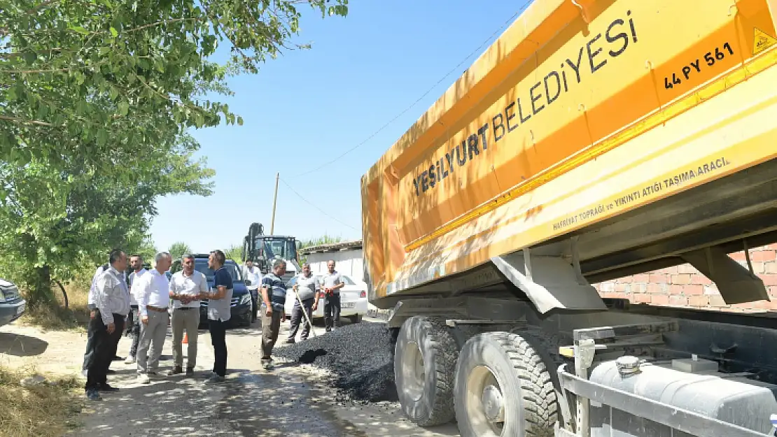 Başkan Çınar, Yaka Mahallesindeki Yol Bakım Ve Onarım Çalışmalarını İnceledi