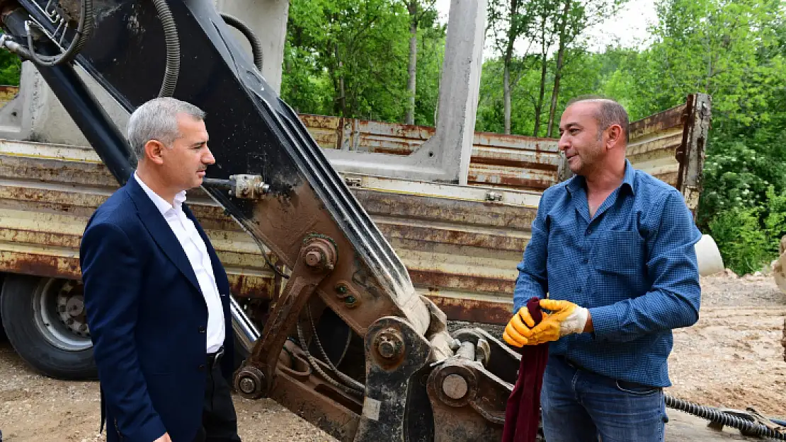 Başkan Çınar, Yakınca İle Mullakasım Arasındaki Dere Islah Ve Yol Yenileme Çalışmalarını İnceledi