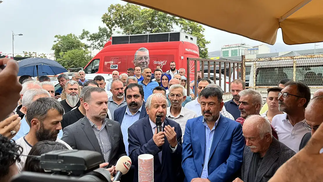 Başkan Cömertoğlu, CHP Malatya İl Başkanlığı tarafından düzenlenen Aşure Programına katıldı