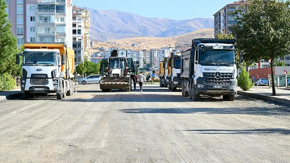 Başkan Geçit, Çilesiz Mahallesindeki Ulaşım Yatırımlarını İnceledi