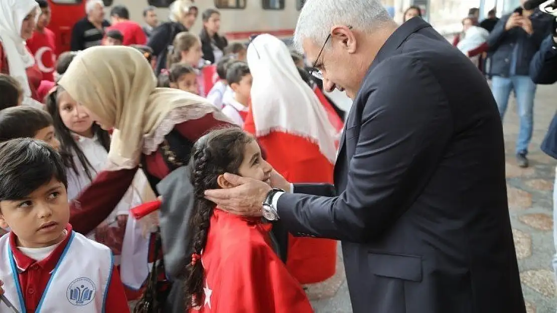 Başkan Güder, 'Milli Mücadele Ruhunu Bugün Öğrencilerimiz İle Paylaştık'