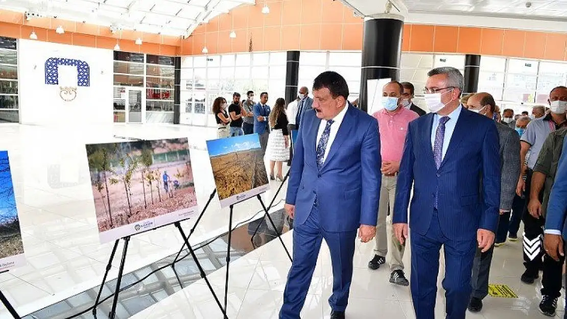 Başkan Gürkan, 'Çekirdekten Meyveye Kayısı' Fotoğraf Sergisinin Açılışını Yaptı