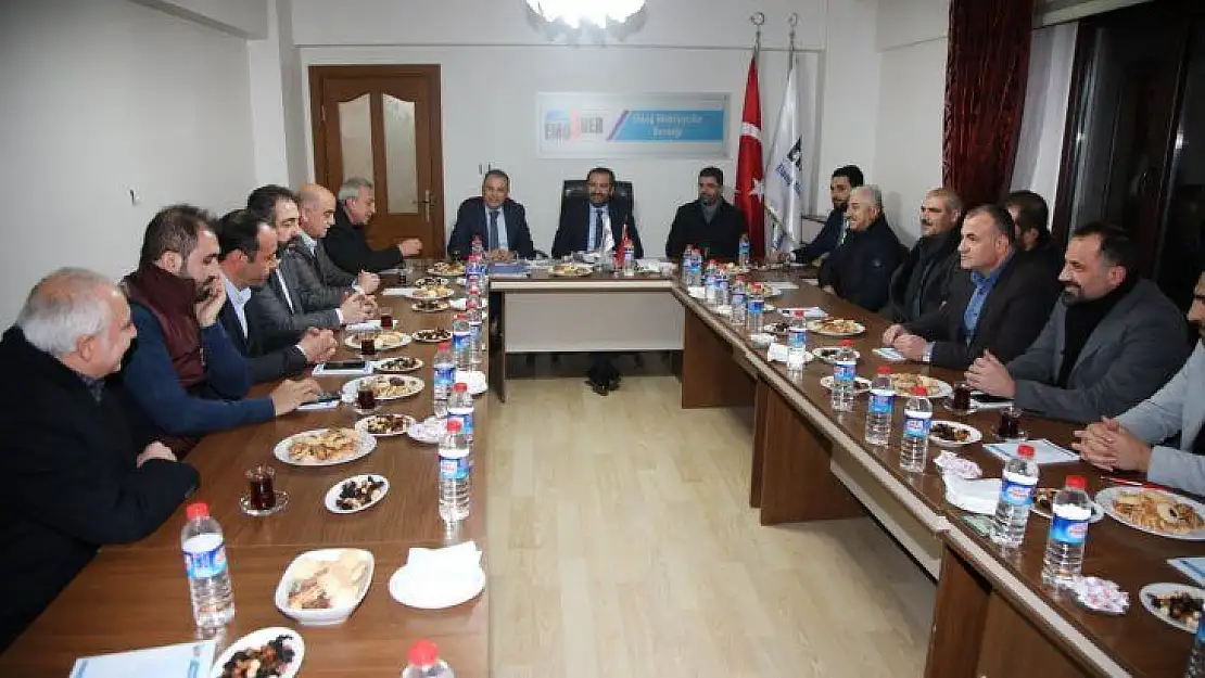 Başkan Şerifoğulları Mobilya Sektörüyle Buluştu