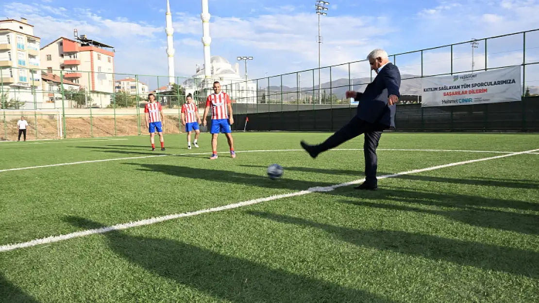 Battalgazi Belediyesi'nden Anlamlı Futbol Turnuvası