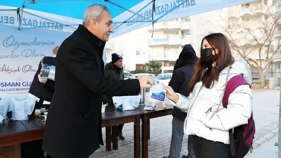 Battalgazi Belediyesi'nden Öğrencilere Sınav Öncesi Kahvaltı İkramı