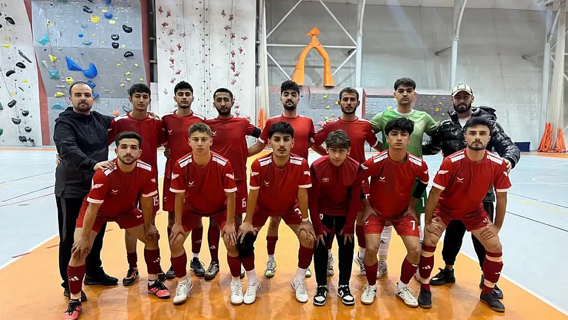 Battalgazi Belediyespor Futsal Ligınde 1. Lig'e Yükseldi.