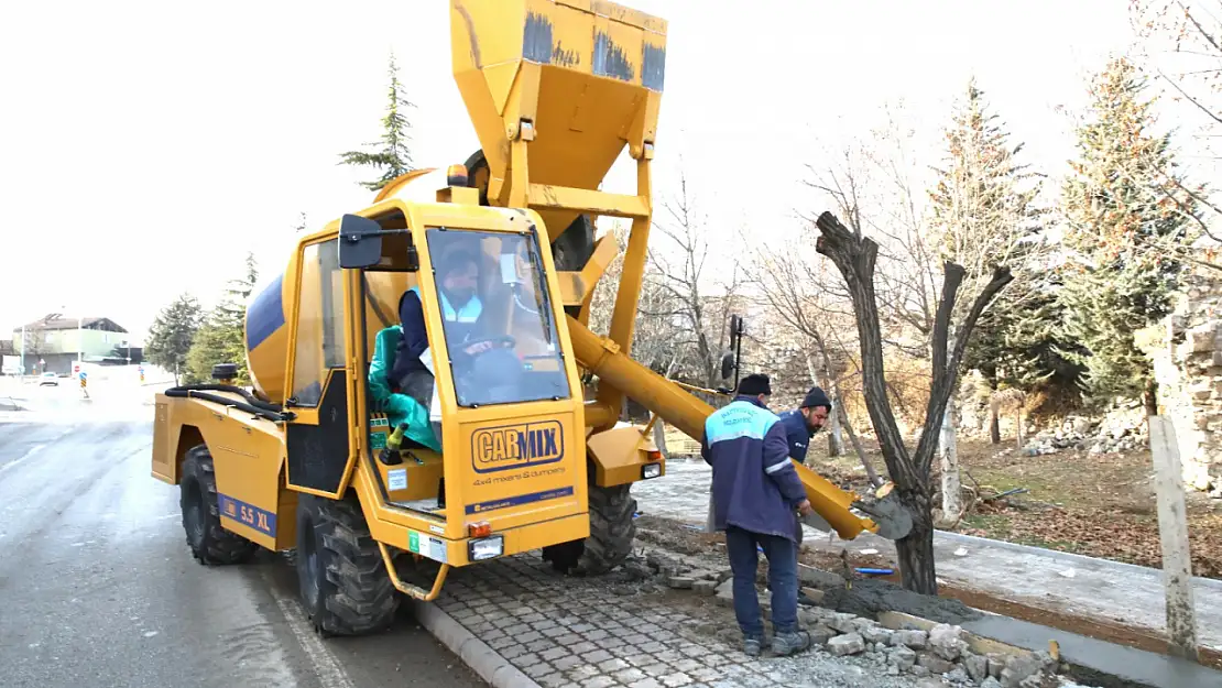 Battalgazi'de Yeşil Alanlar Yenileniyor: Nevzat Er Parkı'nda Çalışmalar Sürüyor