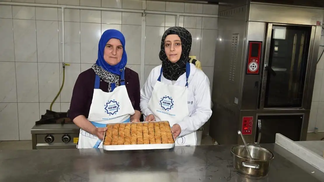 Battalgazi'nin Kalbi Kadın Kooperatifi Üretime Devam Ediyor