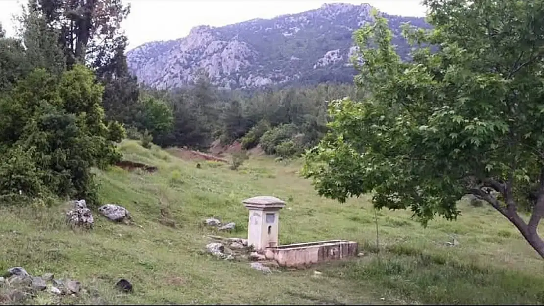 Bir çeşmenin  değeri  sadece o çeşmeden  su içenlerin sayısı  ile mi ölçülür?