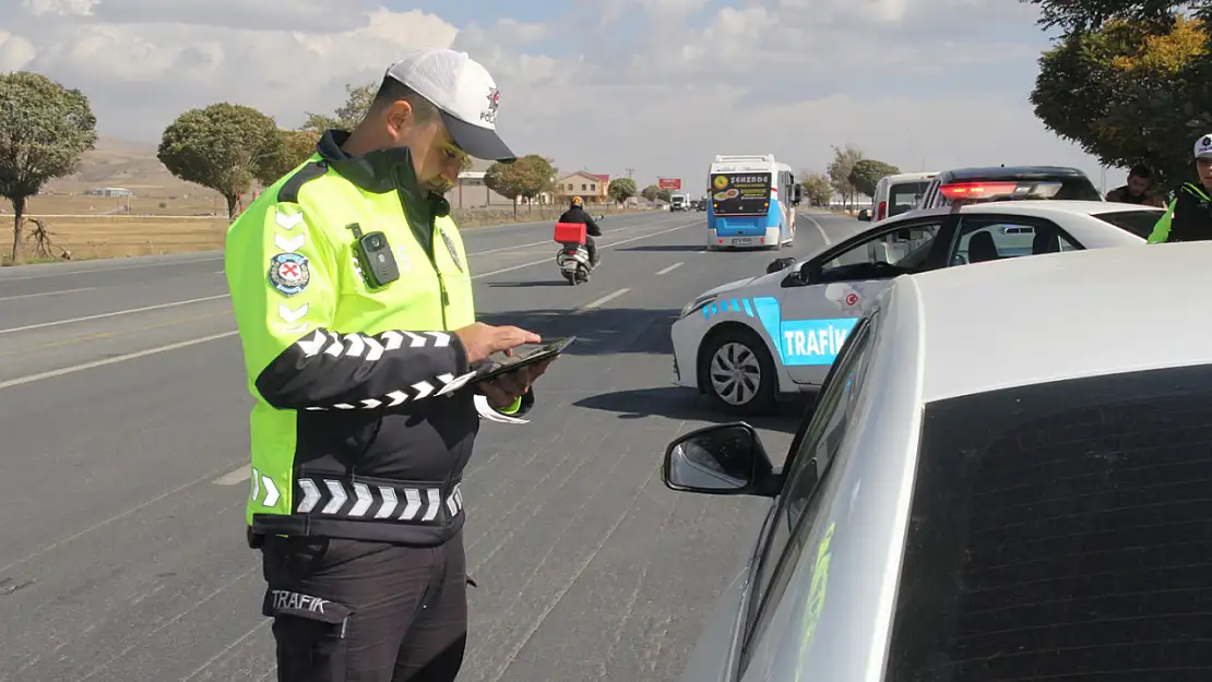 Bir haftada yaklaşık 3 milyon araç denetlendi