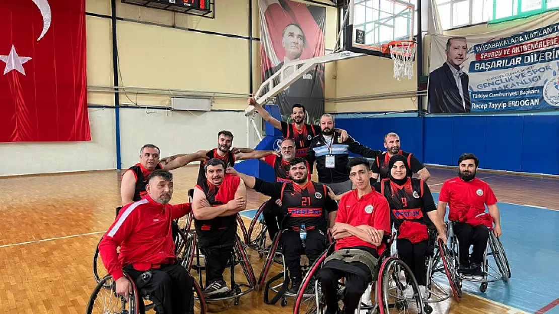 Büyükşehir Belediyespor Voleybol Ve Tekerlekli Sandalye Basketbol Takımları Haftayı Galibiyetle Kapattı