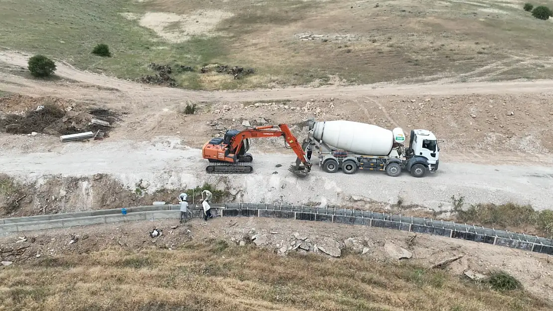 Çayırköy Mahallesinde 1000 dekardan fazla arazi modern sulamaya kavuşmuş olacak