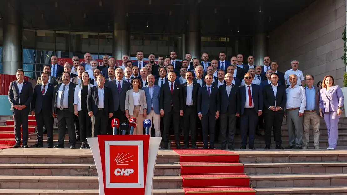 CHP'li 81 İl Başkanı'ndan ortak mesaj: 'Kayyum da deseler, butlan da deseler tanımayacağız'